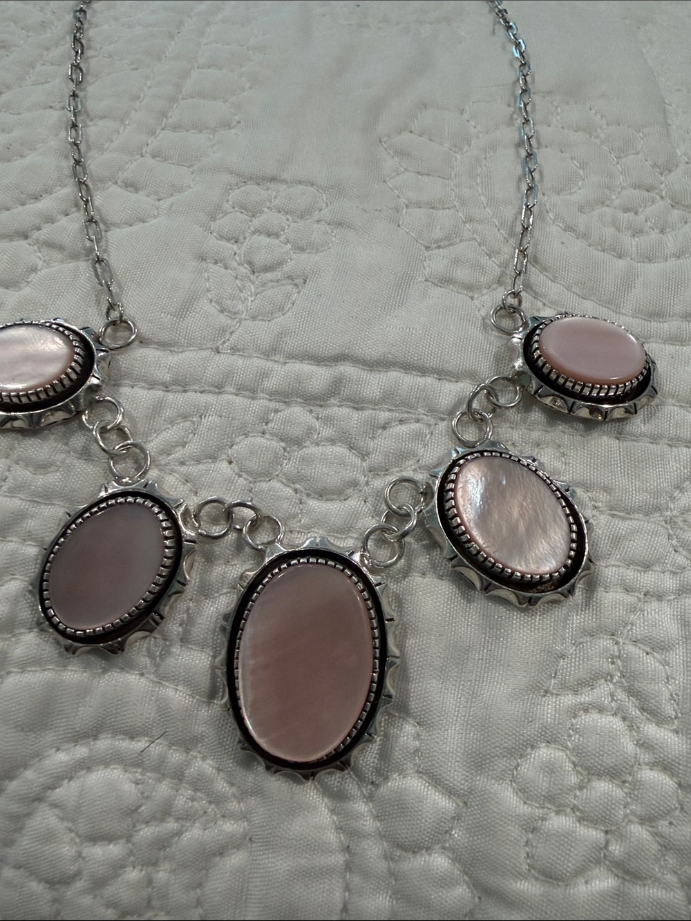 925 Silver Necklace with Pink Mother-of-Pearl Ovals